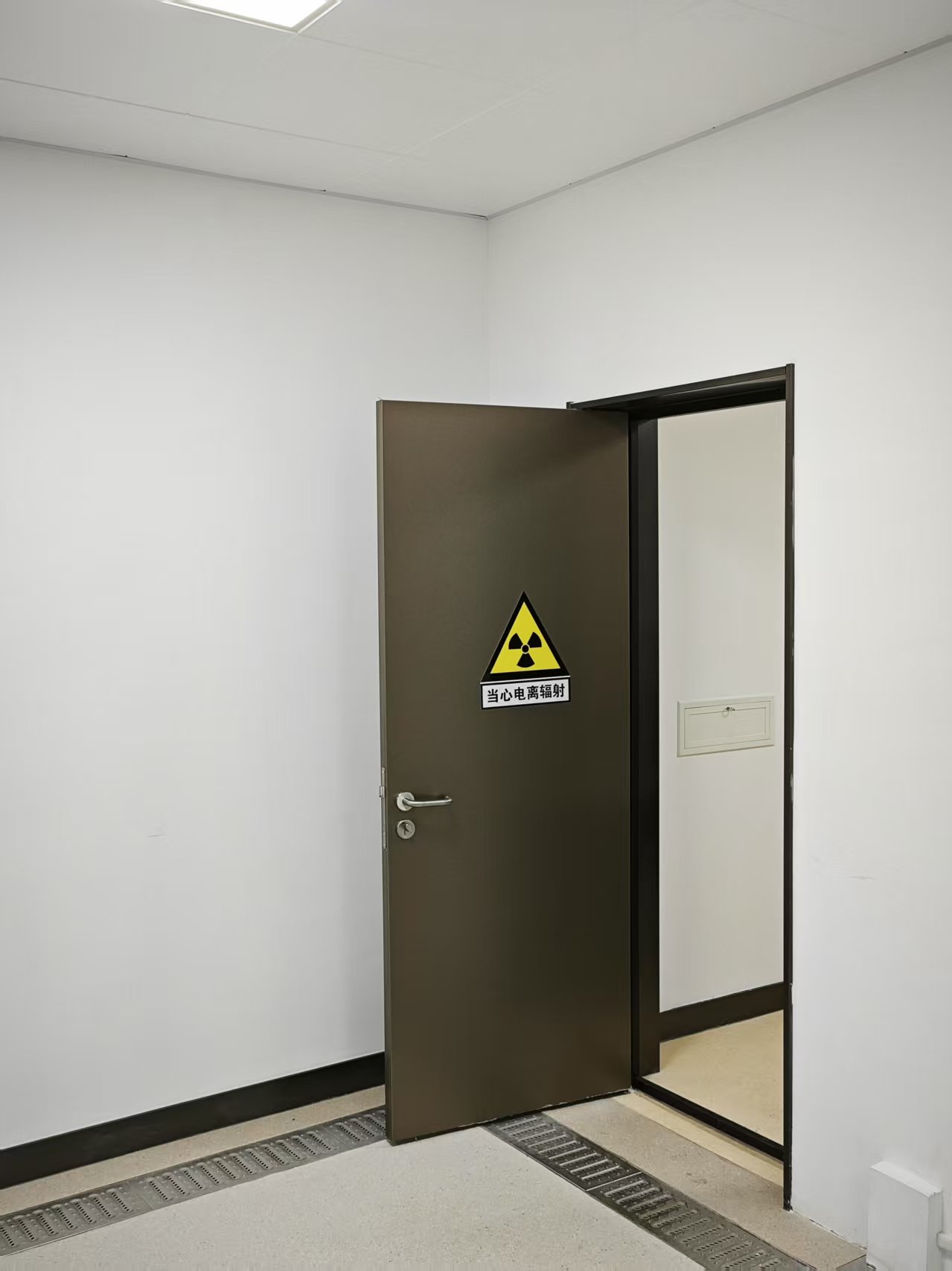张家界CT室手动单开防护铅门